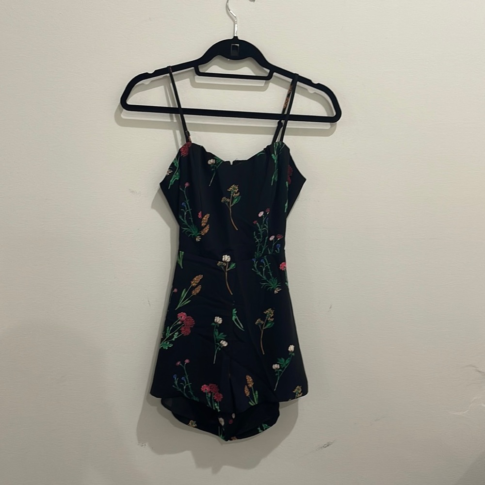 Gab ❤️ Kate backless romper